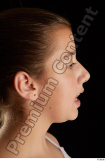 Ruby  2 L head phoneme side view 0001.jpg